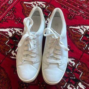 Vince Benfield Off White Leather and Suede Platform Lace Up Low Top Sneakers